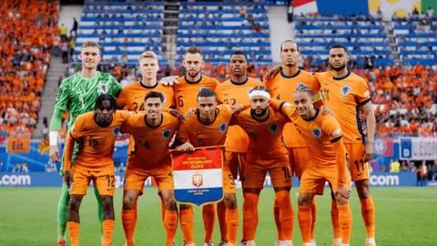 3月8日CBA常规赛：北控与山东激战，谢智杰亮点回顾